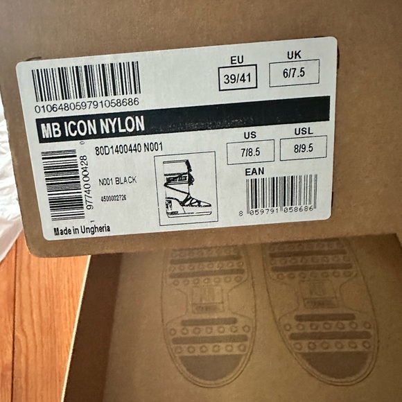 New ! Newer worn - Picture 3 of 3